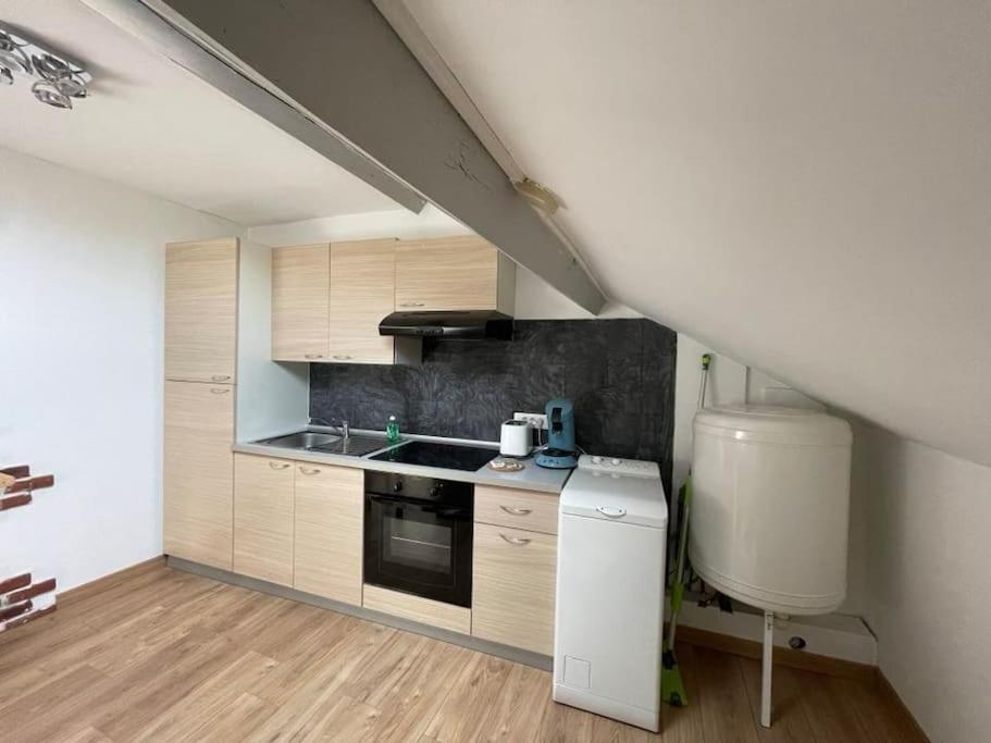 Edouard 2. Logement Complet. Charleville-Mézières Exteriör bild