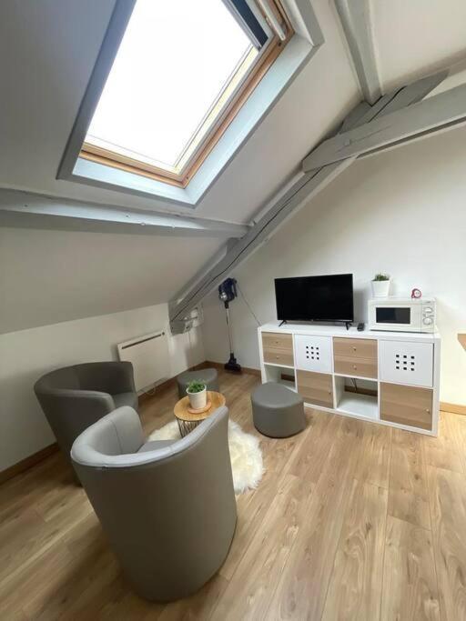 Edouard 2. Logement Complet. Charleville-Mézières Exteriör bild